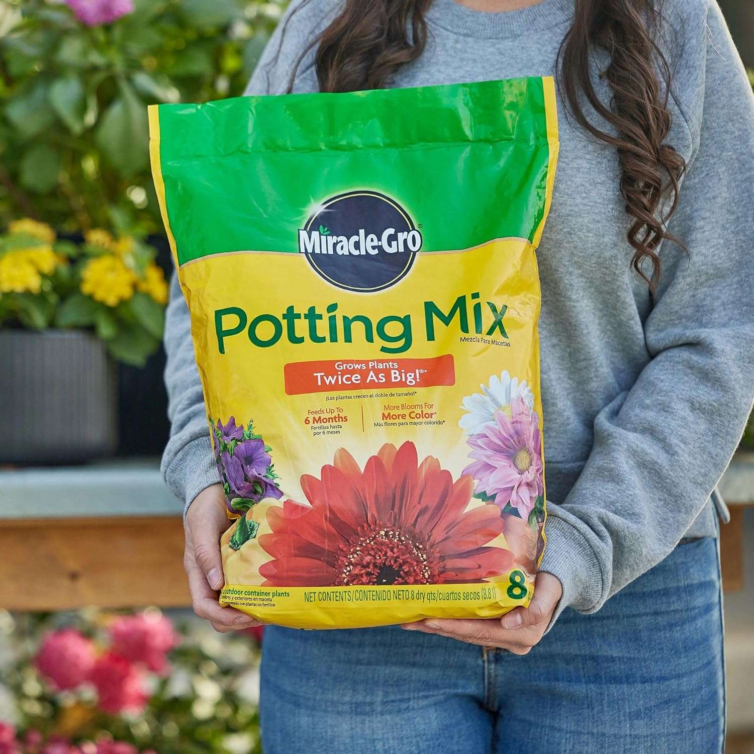 Miracle-Gro Potting Mix, For Container Plants, Flowers, Vegetables, Shrubs, Annuals, Perennials, Feeds up to 6 Months, 8 qt., 2-Pack - 3