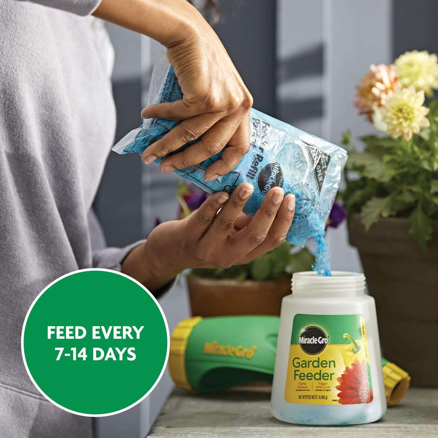 Miracle-Gro Water Soluble All Purpose Plant Food, Fertilizer for Indoor or Outdoor Flowers, Vegetables or Trees, 3 lbs. - 9